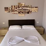 Eka Luxury Two-bedroom Penthouse * Дуррес
