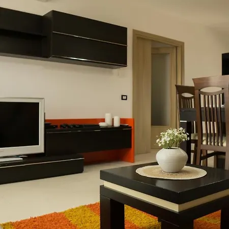 Eka Luxury Two-bedroom Penthouse Дуррес